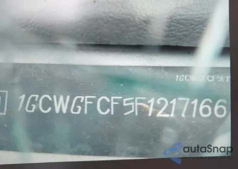 2015 Chevrolet Express 2500 Work Van z USA, uszkodzony, nr VIN 1GCWGFCF5F1217166